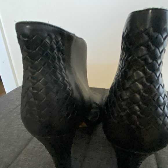 Elliott Lucca  Allesandra Black Leather Woven Open Toe Heels. Sz 10 - Picture 10 of 15